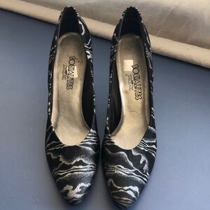 Socialites vintage pumps